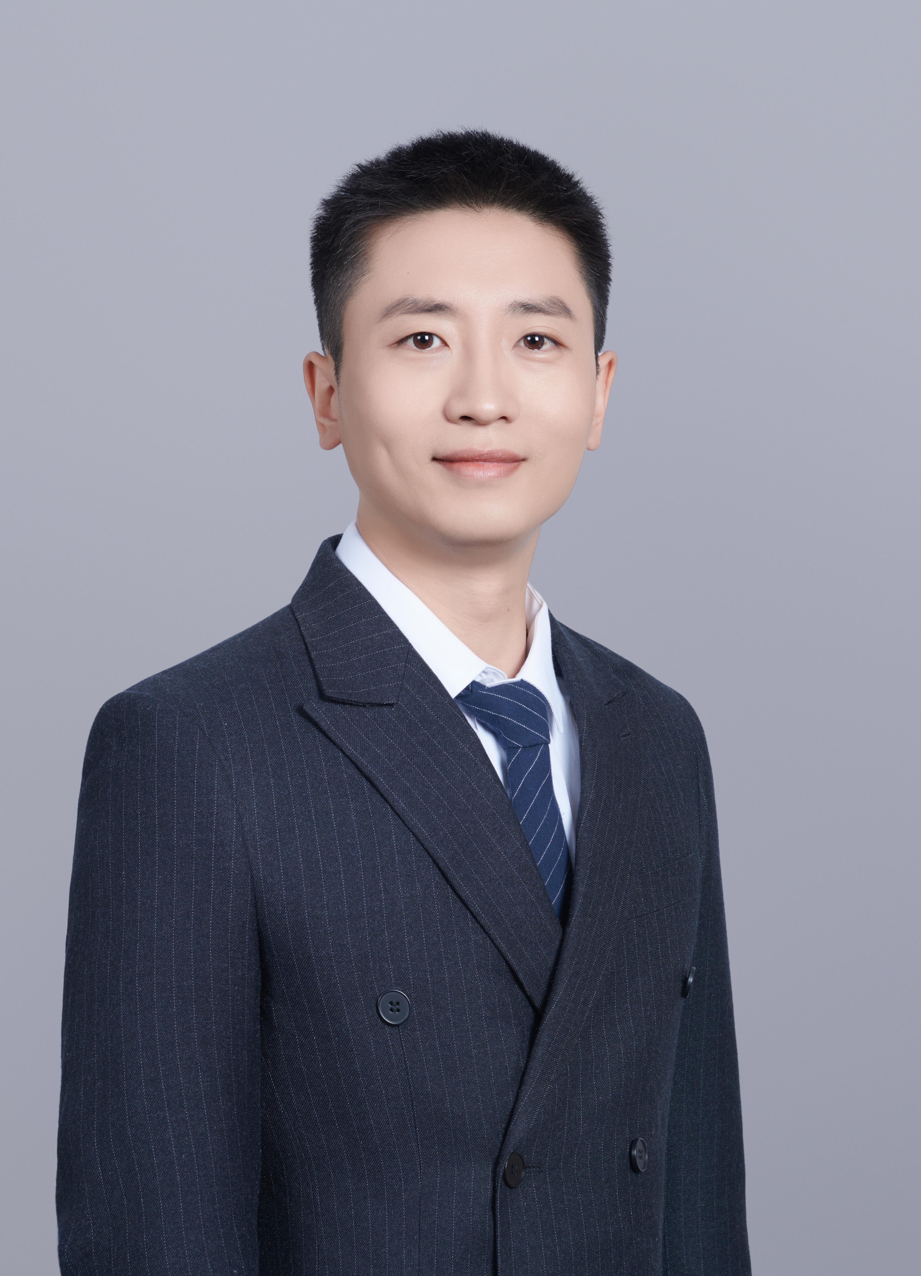 李佳男